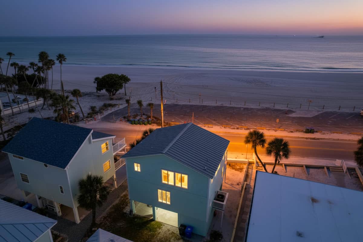 Gulfside Cottage w/ Swim Spa on Beach, Treasure Island