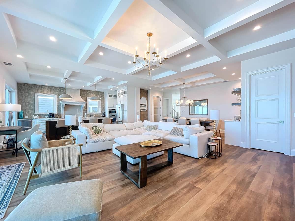 Brand-New 5-Bedroom on Sunset Beach, photo 4